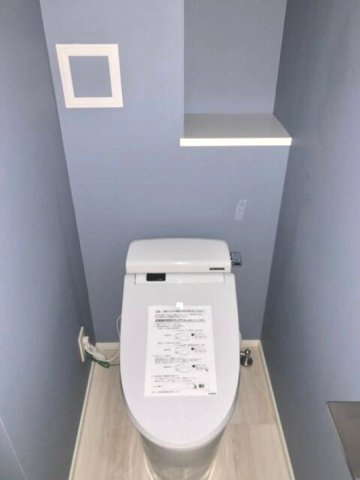 Log初台のトイレ|温水洗浄便座つきのトイレです