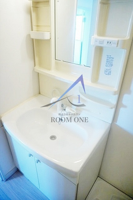 ＥＣＲＵ　Ⅱの洗面所|洗面台です。