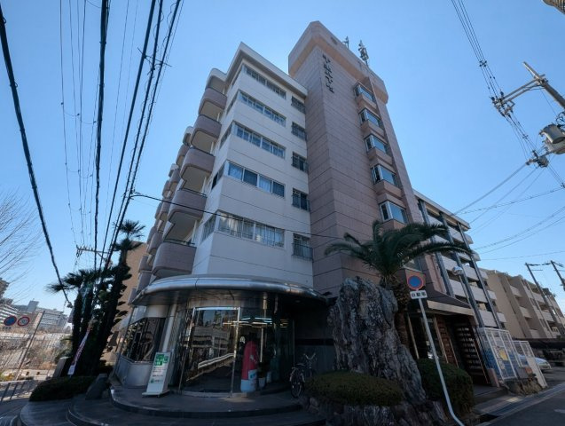 千里ハイツの外観