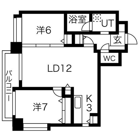 ノヴァ知事公館前