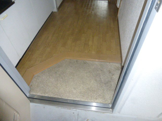 ハビテーション今宿の玄関