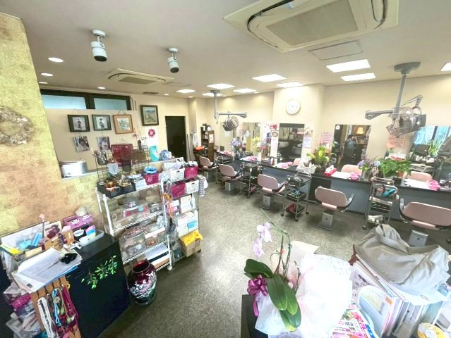西町 桜井ビルの内装