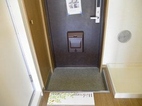エトワール桜新町の玄関