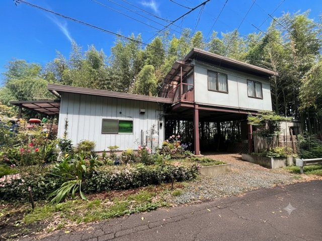 芳賀郡市貝町赤羽　中古戸建　使い方広がる建物2棟付き住宅！市貝町赤羽の緑豊かな住環境の外観