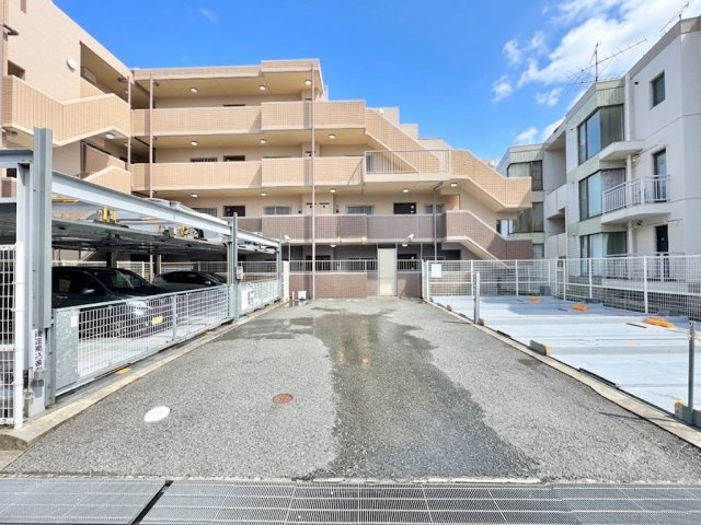 アーバンシティ浜松山手町の駐車場|駐車場は機械式駐車場となっております。　