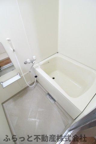グリーンヒルズなかのⅡの浴室|日々の暮らしに欠かせないお風呂です