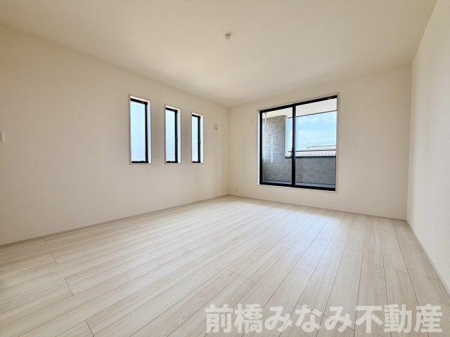 【新築】前橋市亀里町第１　３号棟(全３棟)　リーブルガーデン　新築建売分譲の洋室|ゆったりした洋室です
