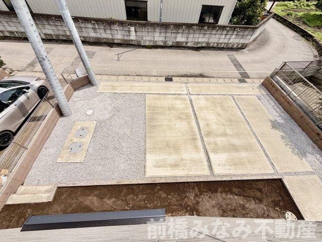 【新築】前橋市亀里町第１　３号棟(全３棟)　リーブルガーデン　新築建売分譲の駐車場|駐車場に車を止められます