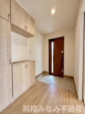 【新築】前橋市亀里町第１　１号棟(全３棟)　リーブルガーデン　新築建売分譲の玄関|きれいな玄関です
