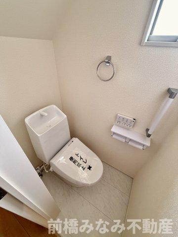 【新築】前橋市亀里町第１　１号棟(全３棟)　リーブルガーデン　新築建売分譲のトイレ|トイレもきれいです