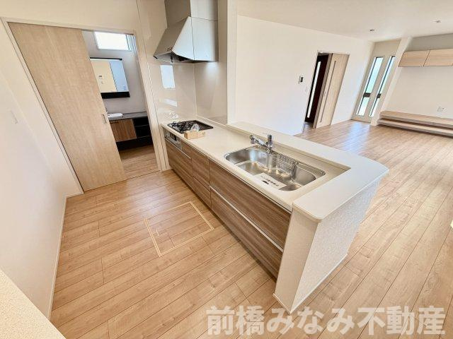 【新築】前橋市亀里町第１　１号棟(全３棟)　リーブルガーデン　新築建売分譲のキッチン|きれいなキッチンです