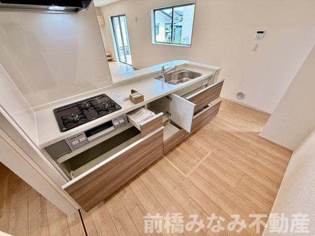 【新築】前橋市亀里町第１　１号棟(全３棟)　リーブルガーデン　新築建売分譲のキッチン|お料理しやすいキッチンです