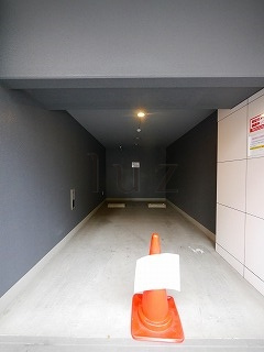 エステムプラザ川崎の駐車場