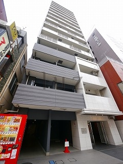 エステムプラザ川崎の外観
