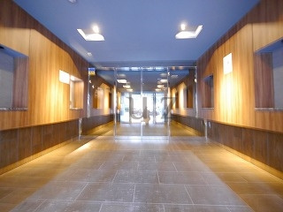 エステムプラザ川崎のエントランス