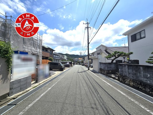 N・筑紫野市原第2-1棟（1号棟）の外観|前面道路含む現地の写真です。