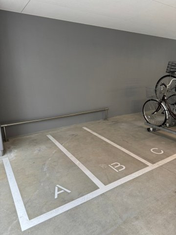 プレサンス千種駅前レイズ　名古屋市賃貸　仲介手数料無料の駐車場