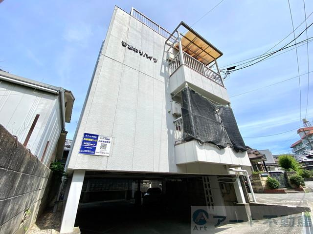 松山市和泉北４丁目の一棟アパート