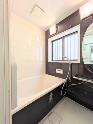 バス