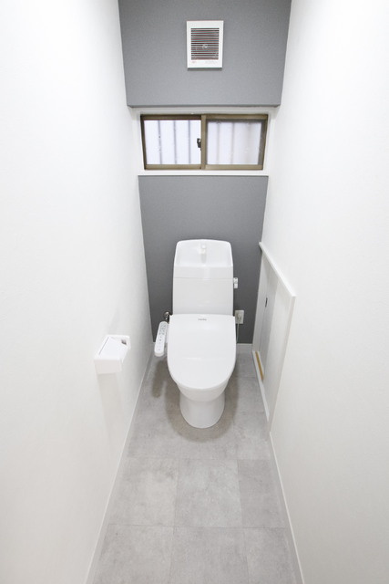 快適な洗浄便座のトイレです♪