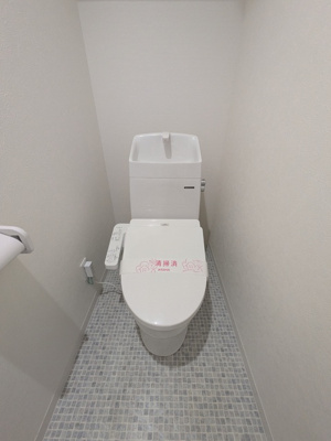 温水洗浄便座付きで快適です。