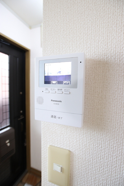 TVモニター付きで来客時も安心♪