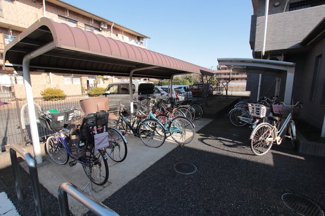 屋根付き駐輪場