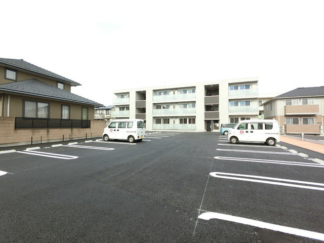 ゼペットの駐車場|駐車場