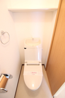 ★温水洗浄便座付きトイレ★