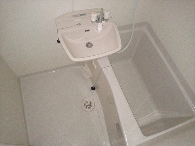 レオパレスブルーシャインの浴室