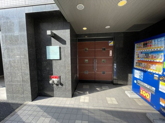 グラントゥルース東向島のエントランス