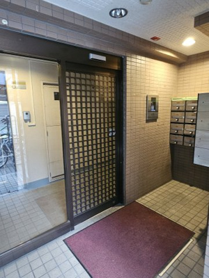 【エントランス】 | 真正館