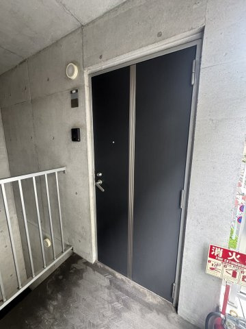 アーバンステージ西巣鴨の玄関