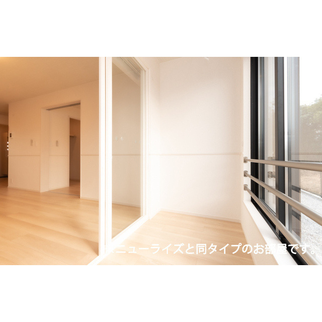岐阜市長森本町２丁目のアパートのバルコニー
