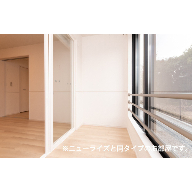 岐阜市長森本町２丁目のアパートのバルコニー