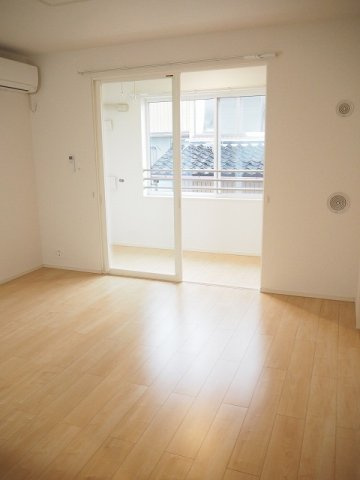 ハッピーフィールドあじさい館の居間・リビング|ゆったり過ごせる居間です