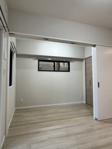 【居間・リビング】 | RESIAS ONE TENJINMINAMI BLDG