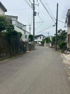 【前面道路含む現地写真】