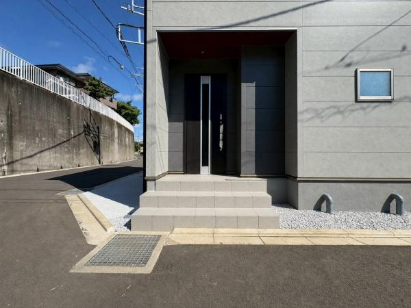 大和市福田の新築一戸建の玄関|玄関