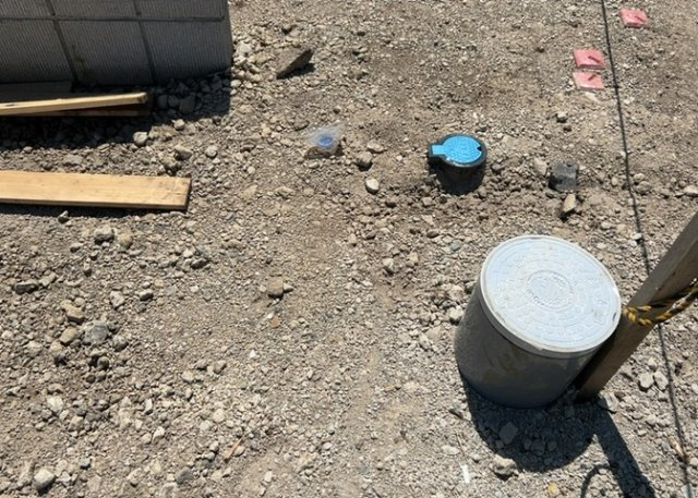 【設備】 | 敷地内には、散水栓や立水栓があります。水道水を直接利用できるため、水を運ぶ手間を省くことが出来ます。大量の水を必要とする洗車作業や清掃などに役立ちます。その他設備とあわせて、現地でご確認ください。