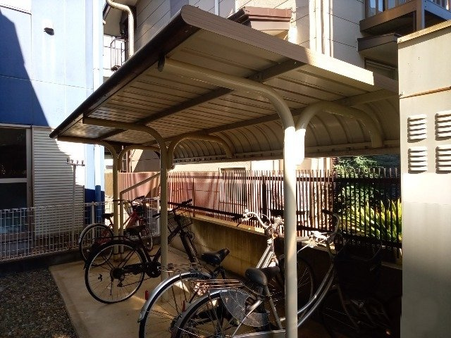 【その他】 | レオパレスＹＯＳＨＩＫＯ | 駐輪場　自転車＆原付のみ駐輪可