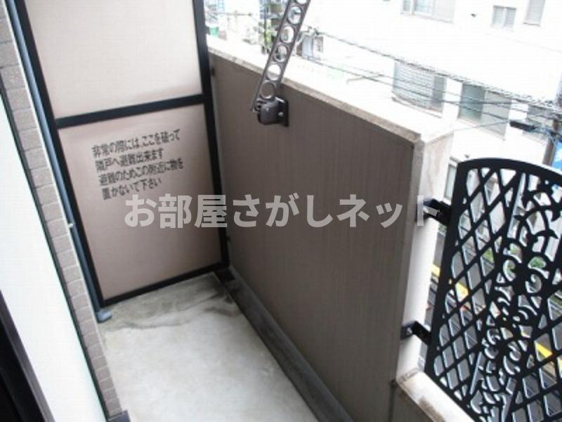 ステージファースト大塚【おとり物件なし】#学生・社会人にオススメ！初期費用分割払いOK！のバルコニー
