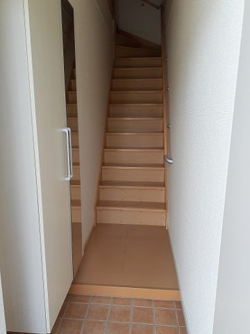エレガンシアの玄関