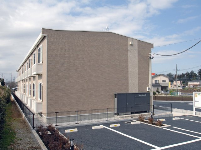 レオパレスフロラシオン　Ⅲの外観