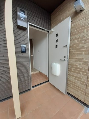ジュ　ノーブルＢのエントランス