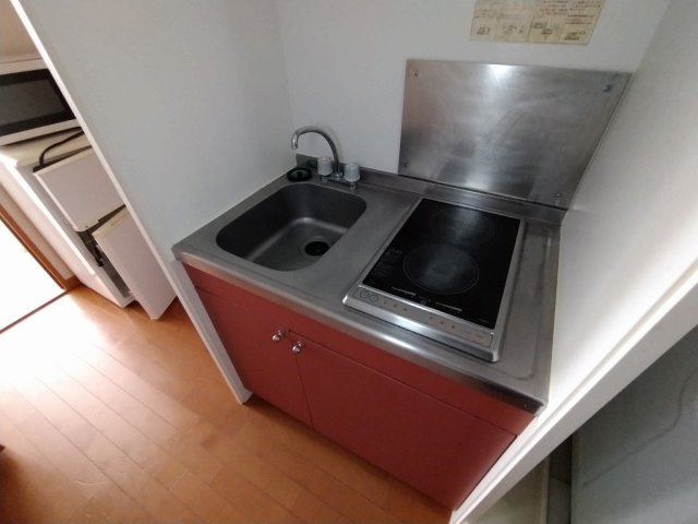 レオパレスサンヴィレッジ１６のキッチン