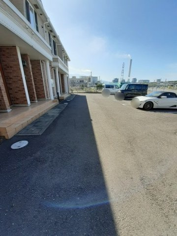 ノヴェール新幸Ⅱの駐車場