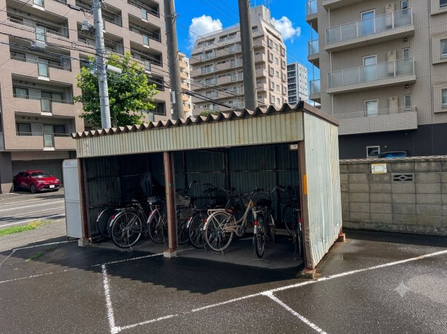 【駐輪場】の画像