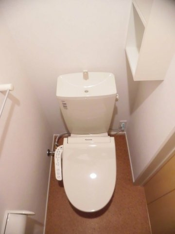 プリムローズ・ノースのトイレ|ゆったりとした空間のトイレです