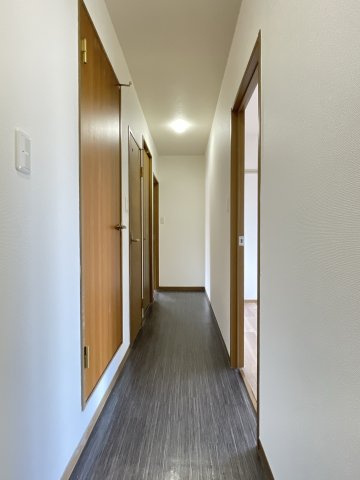 セジュールKATAHAC棟の玄関